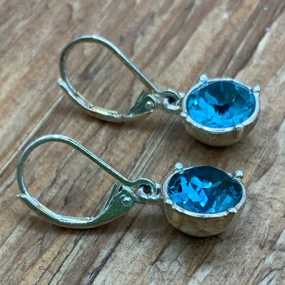 Dana Buchman Blue Crystal Dangling Lever Back Silver Tone Earrings - Picture 6 of 8